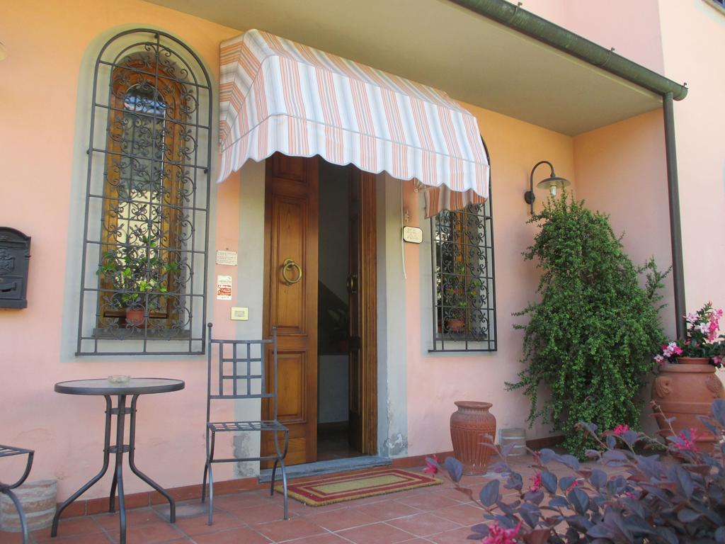 Affittacamere Villa Delia Lucca Exterior photo